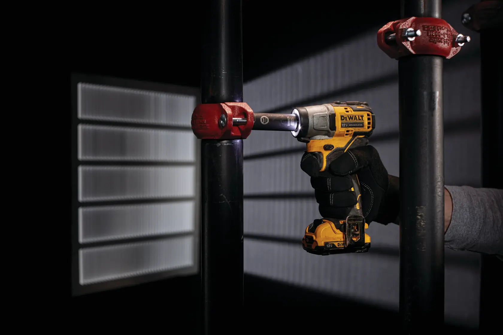 DeWalt DCF902B 12V MAX BRUSHLESS 3/8IN IMPACT WRENCH