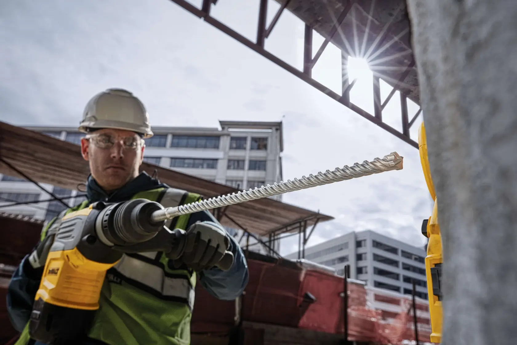 DeWalt DW5814 13/16 x 16 x 21-1/2 SDS MAX 4C ELITE