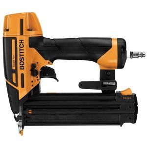 BOSTITCH BTFP12233 18G BRAD NAILER KIT 2-1/8