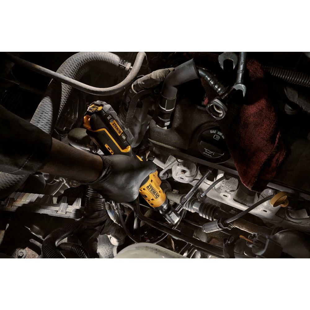DeWalt DCF503GG1 12V 3/8IN BL COMPACT RATCHET KIT