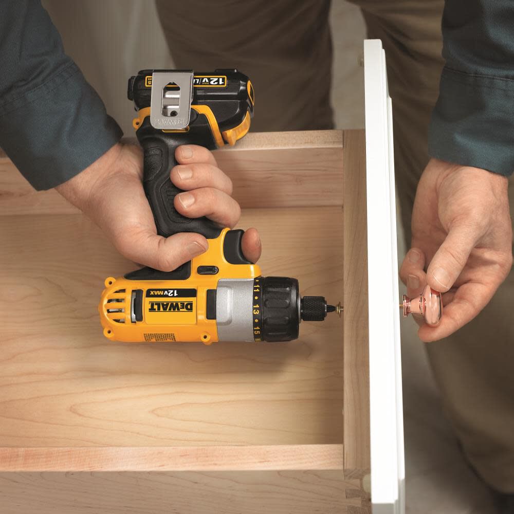 DeWalt DCF610S2 12V MAX LITHIUM ION SCREWDRIVER KIT