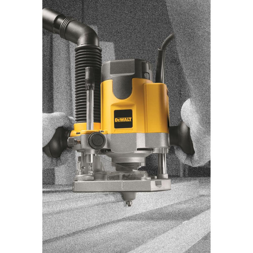 DeWalt DW621 2 HP PLUNGE ROUTER