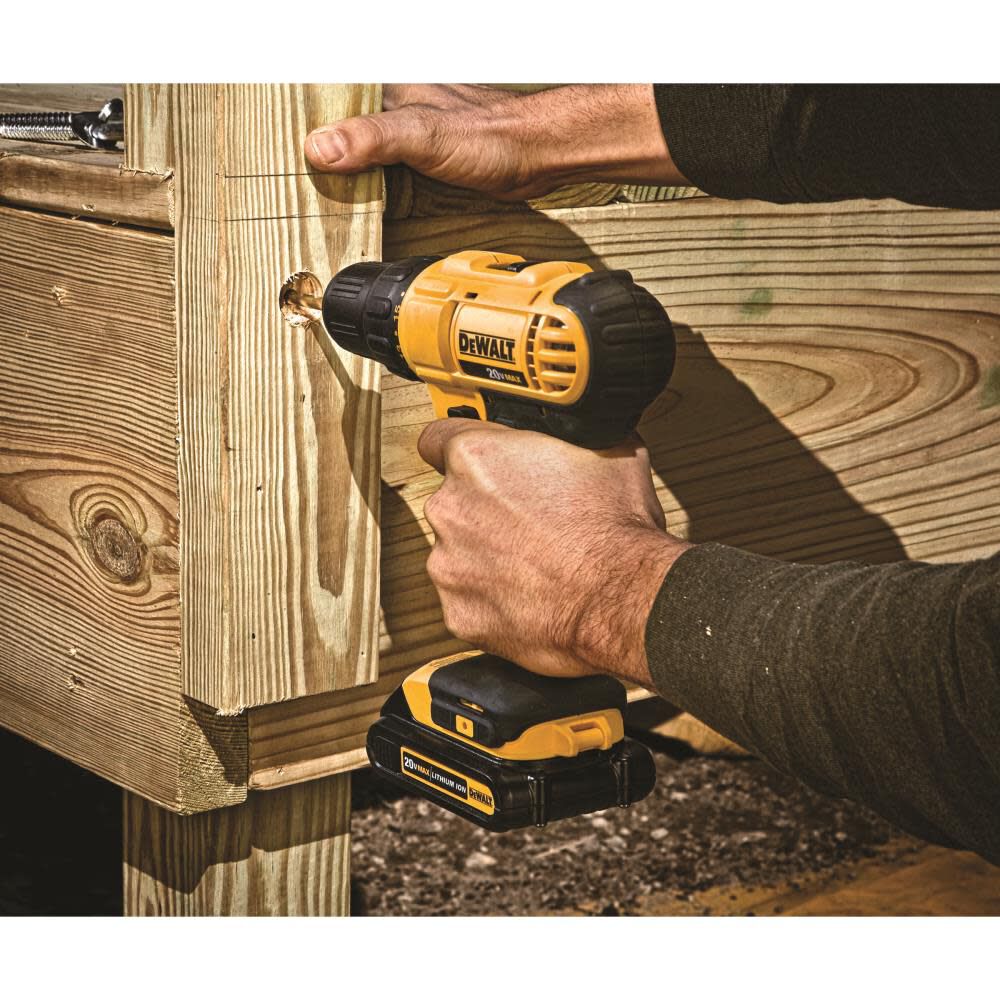 DeWalt DCD771C2 20V MAX LI-ION COMPACT DRILL/DRIVER KIT
