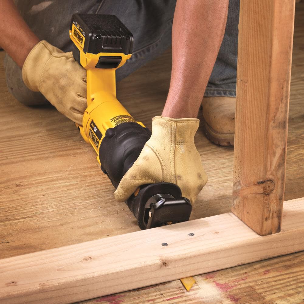 DeWalt DCS380B 20V MAX RECIPROCATING SAW (Tool Only)