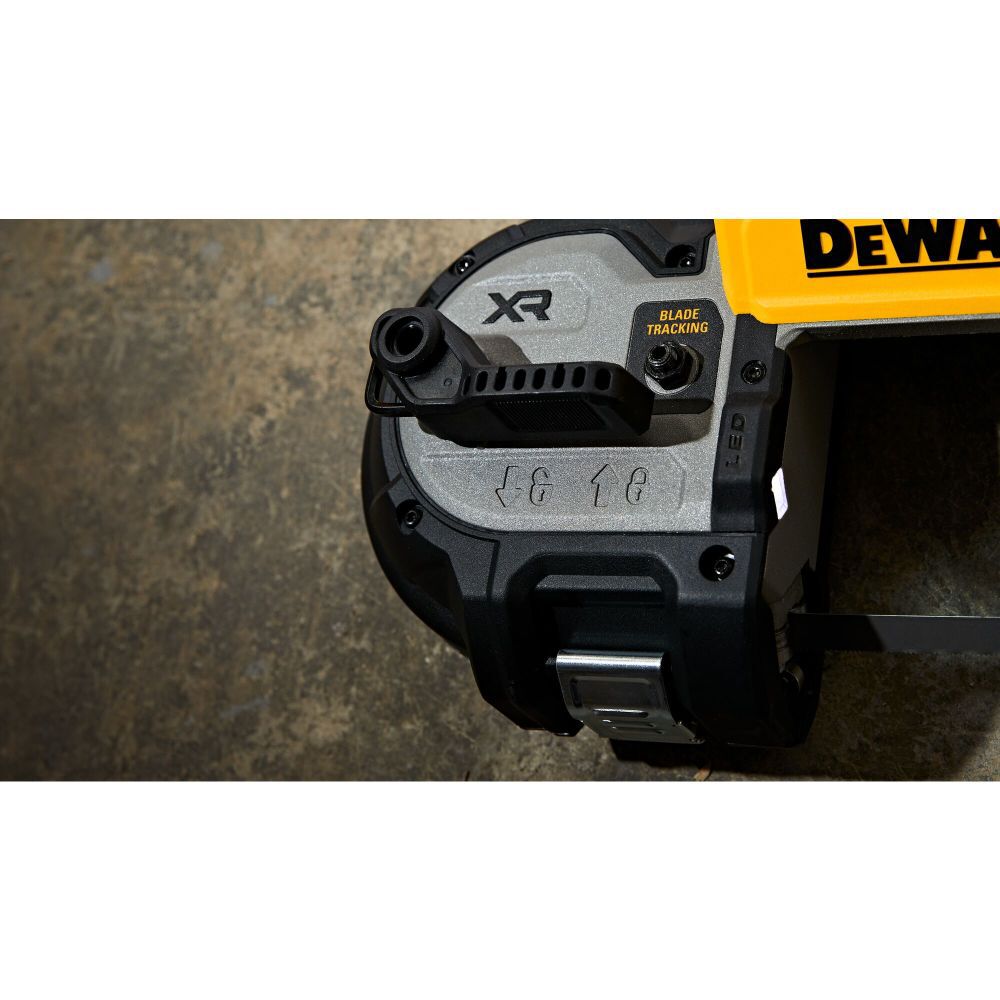 DeWalt DCS379B 20V 3-3/8IN DUAL SWITCH BAND SAW