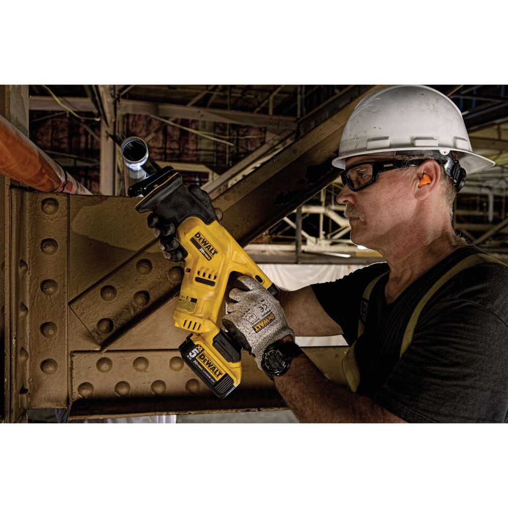 DeWalt DCS387P1 20V MAX COMPACT RECIP SAW