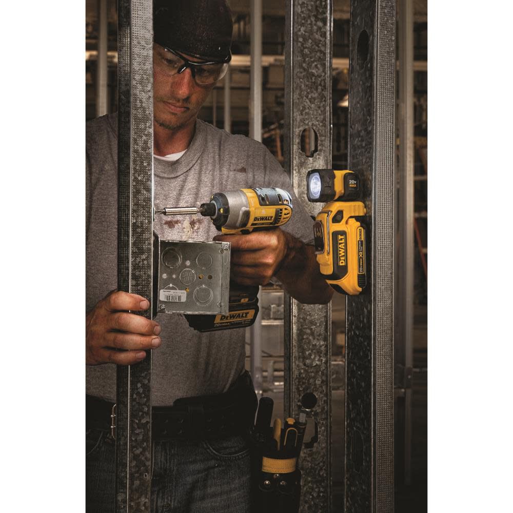 DeWalt DCL044 20V MAX LED HAND HELD WORKLIGHT