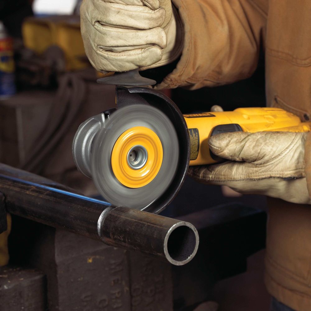 DeWalt DW4925 4 STRING BEAD WIRE WHL/CARBON STL5/8-11