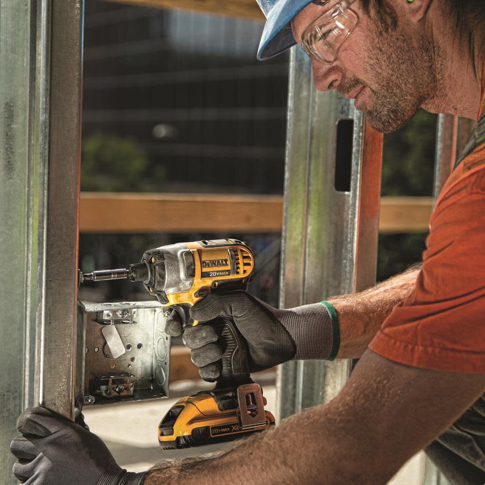 DeWalt DCK420D2 20V MAX LI-ION COMPACT 4-TOOL COMBO