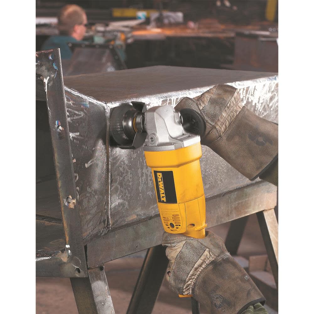DeWalt DW831 5IN MEDIUM ANGLE GRINDER