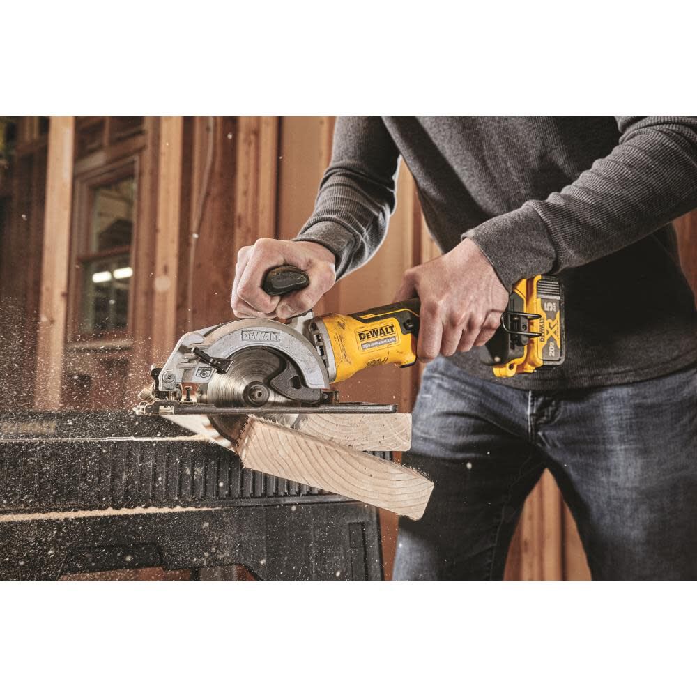 DeWalt DCS571P1 20V MAX 4-1/2IN CORDLESS CIRCULAR SAW