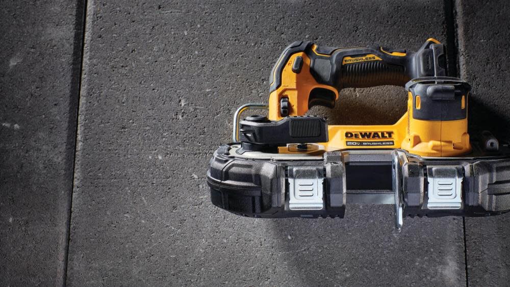 DeWalt DCS377B 20V MAX ATOMIC 1-3/4IN BANDSAW