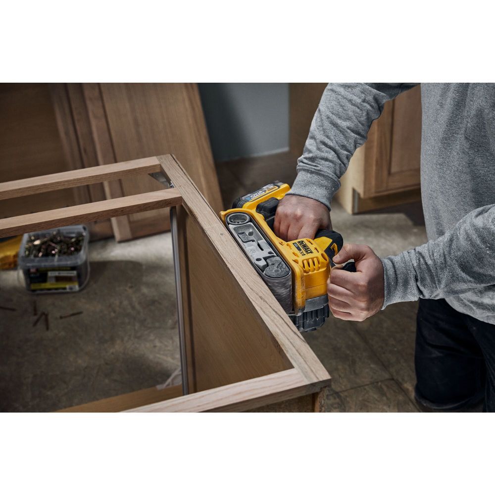 DeWalt DCW220B DW 20V CORDLESS BELT SANDER TOOL ONLY