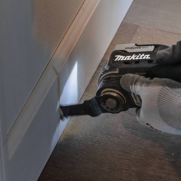 MAKITA XMT04ZB 18V LXT BRUSHLESS SUB-COMPACT MULTI-TOOL BARE