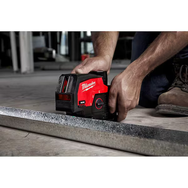Milwaukee 3622-20 M12™ Green Cross Line and Plumb Points Laser