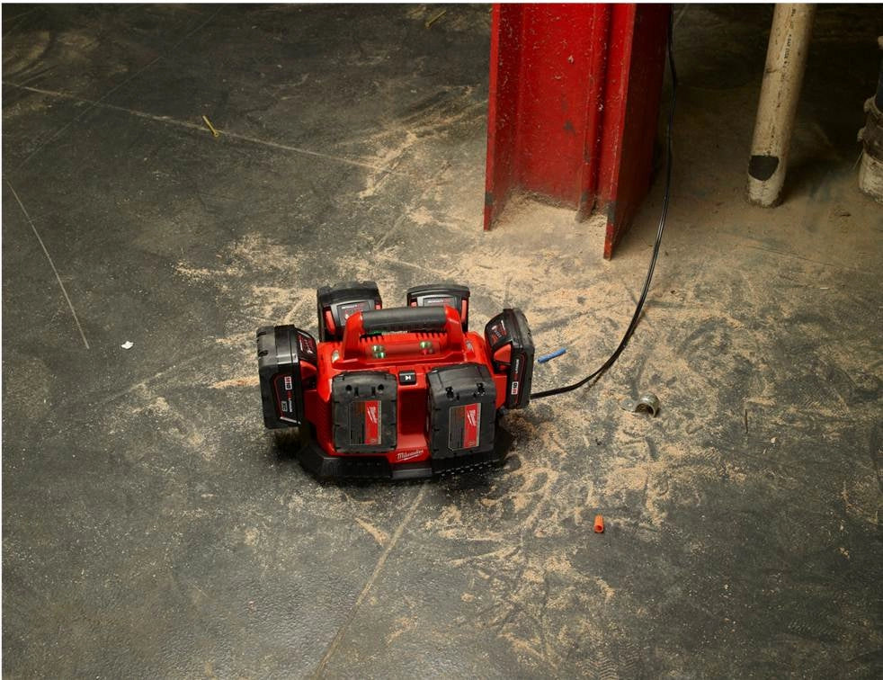 MILWAUKEE 48-59-1806 M18 SIX PACK SEQUENTIAL CHARGER