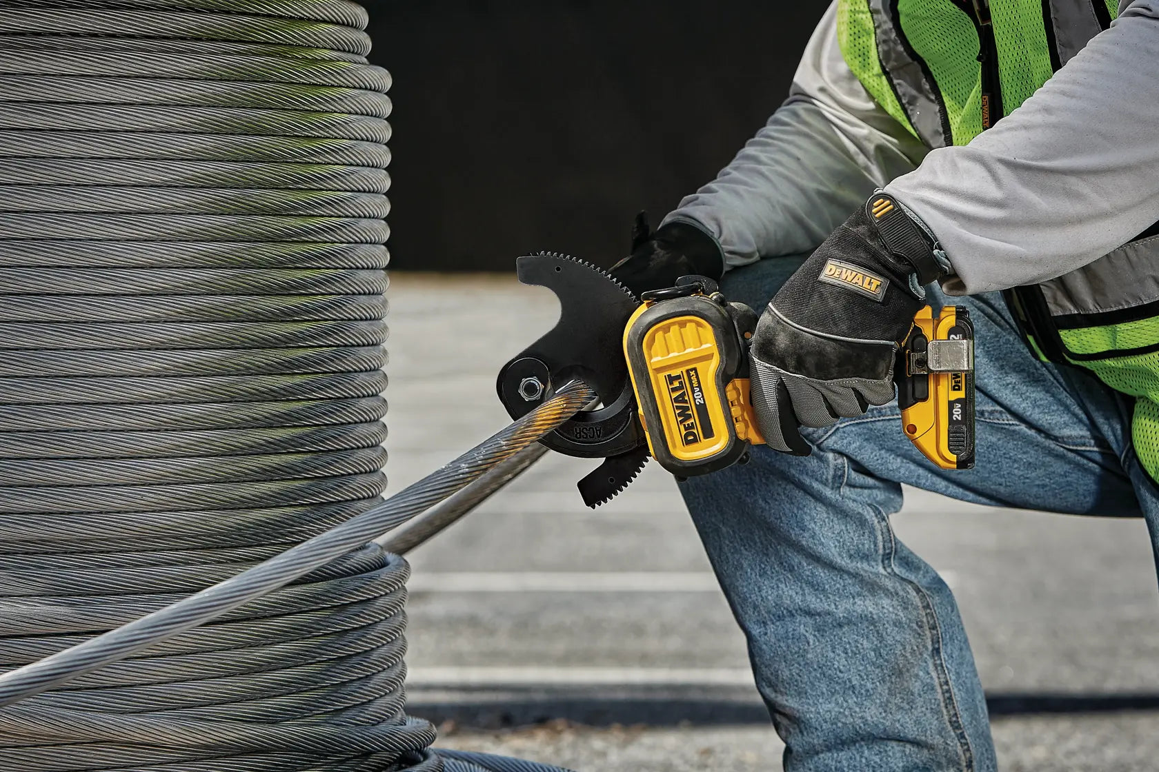 DeWalt DCE155D1 20V MAX ACSR CABLE CUTTING TOOL
