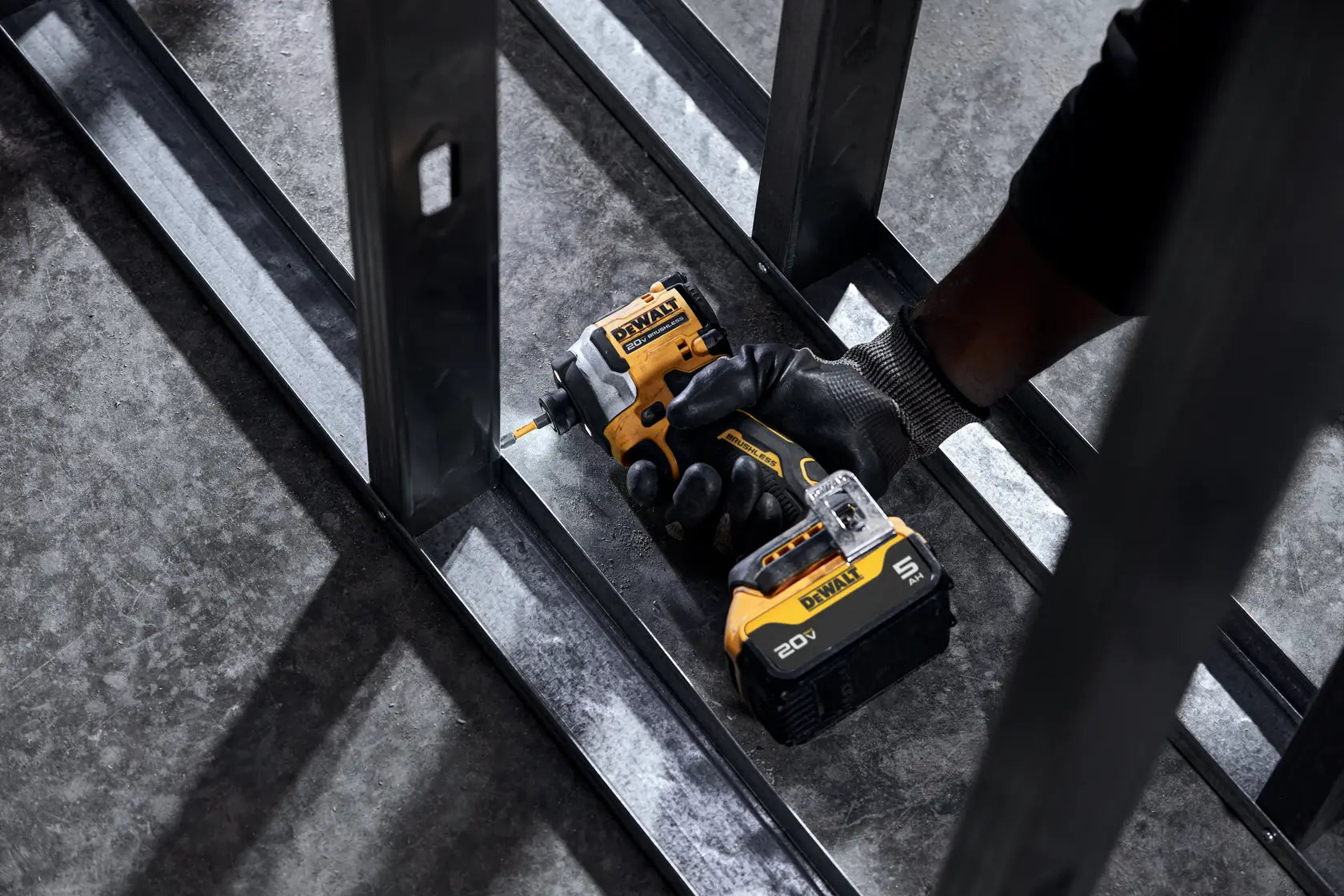 DeWalt DCF850P1 DEWALT 20V MAX ATOMIC IMPACT DRIVER-5AH