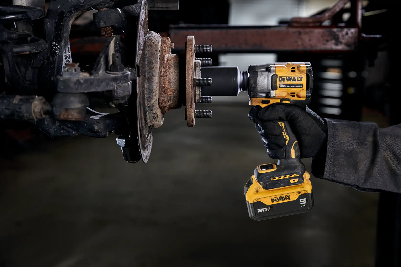 DeWalt DCF923P2 20V MAX 3/8IN COMPACT IMPACT WRENCH KIT