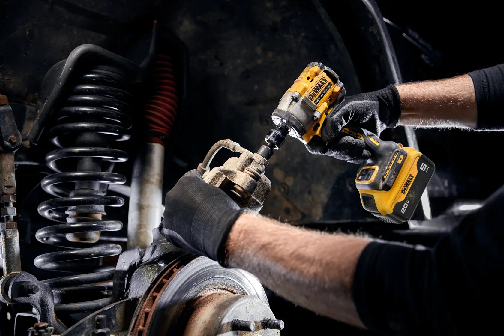 DeWalt DCF923P2 20V MAX 3/8IN COMPACT IMPACT WRENCH KIT