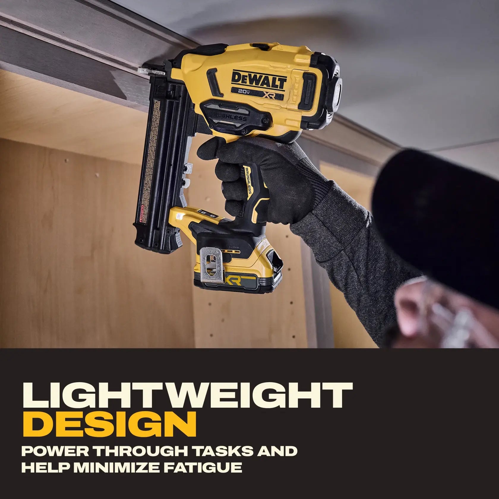 DeWalt DCN210E1 20V MAX* XR CORDLESS 18GA BRAD NAILER KIT
