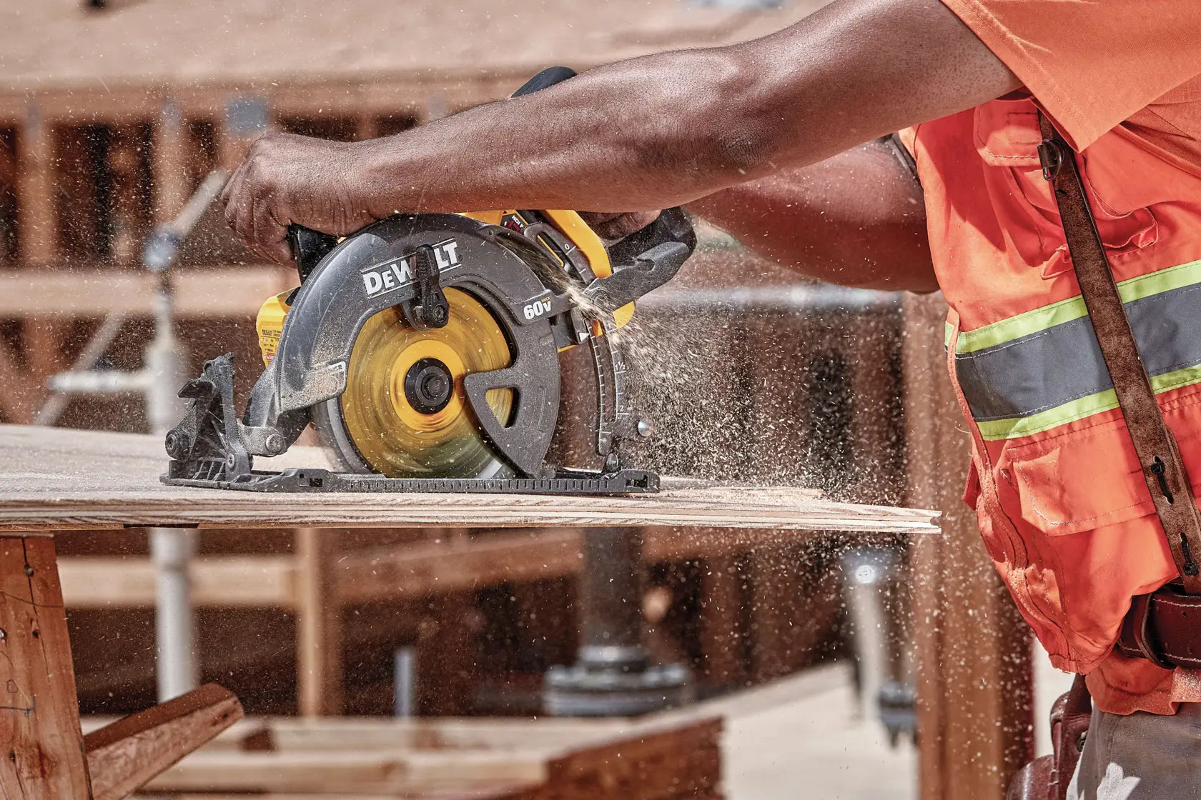 DeWalt DCS577B 60V 7-1/4IN WORM DRIVE STYLE SAW BARE