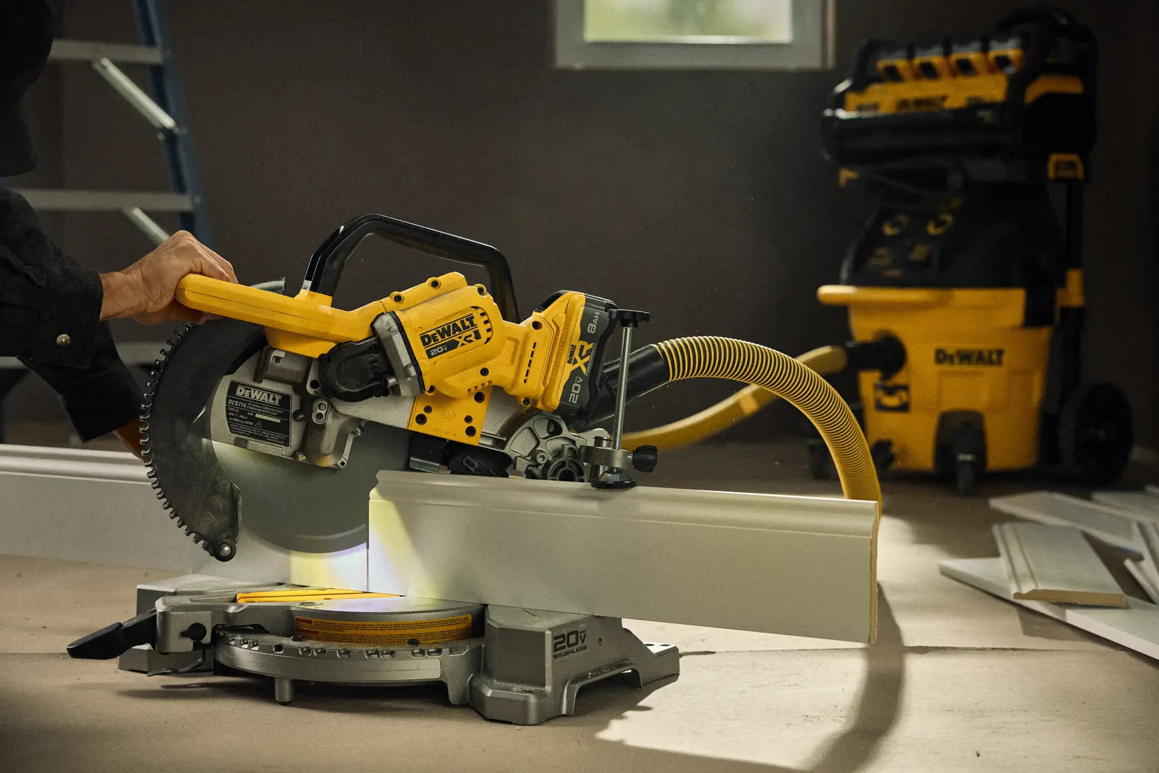 DeWalt DCS714WW1 DW 20V 10IN FIXED DB MITER SAW (KITTED)