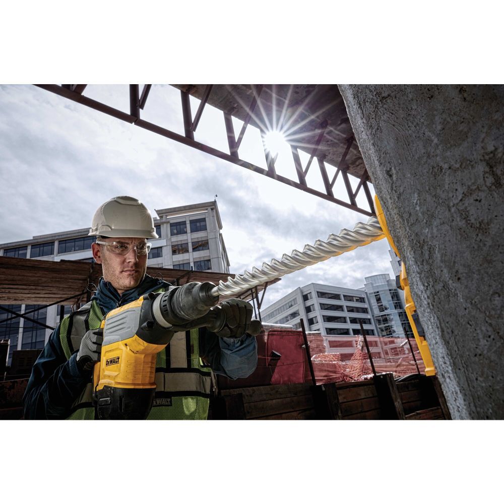 DeWalt DW5828 1-1/2 x 18 x 22-1/2 SDS MAX 4C ELITE
