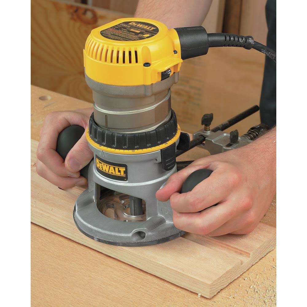 DeWalt DW616 1-3/4 HP FXD BASE ROUTER
