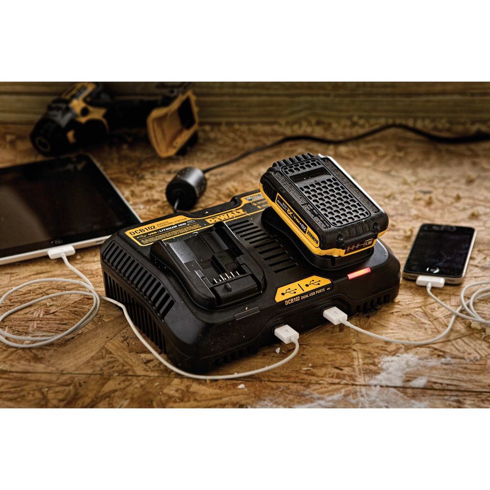 DeWalt DCB102 12-20V MAX DUAL PORT FAST CHARGER