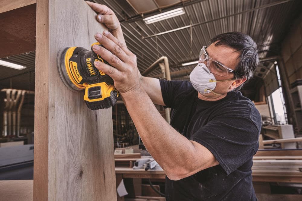 DeWalt DCW210B 20V MAX BL 5IN ROS (BARE)