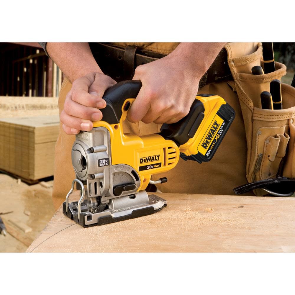 DeWalt DCS331M1 20V MAX JIG SAW KIT