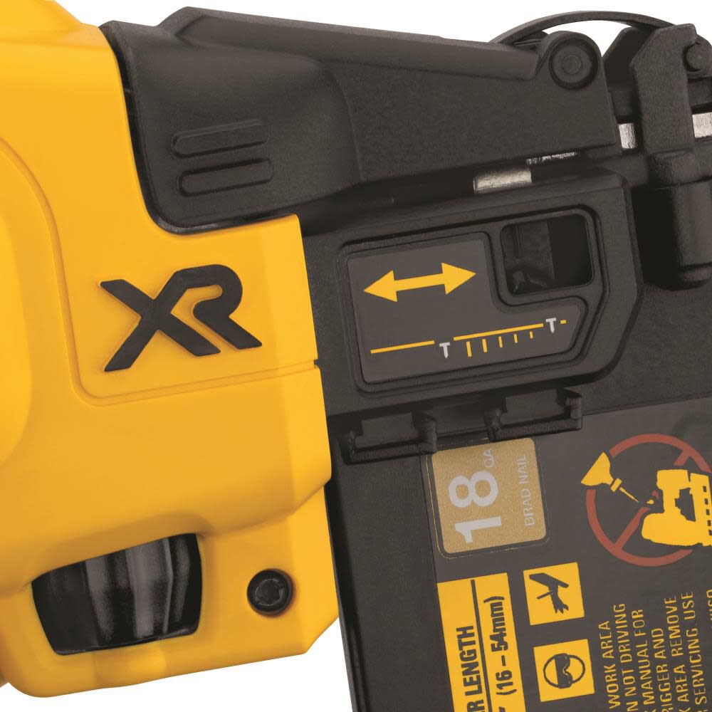 DeWalt DCN680D1 20V MAX 18GA BRAD NAILER KIT