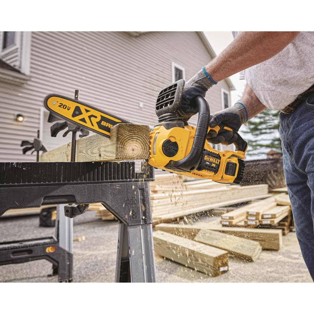 DeWalt DCCS620P1 DEWALT 20V MAX COMPACT CHAINSAW