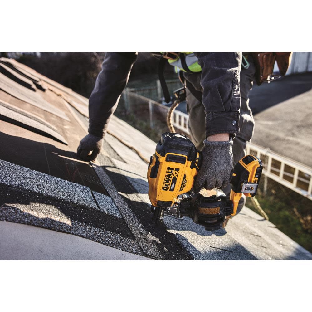 DeWalt DCN45RNB CORDLESS ROOFING NAILER