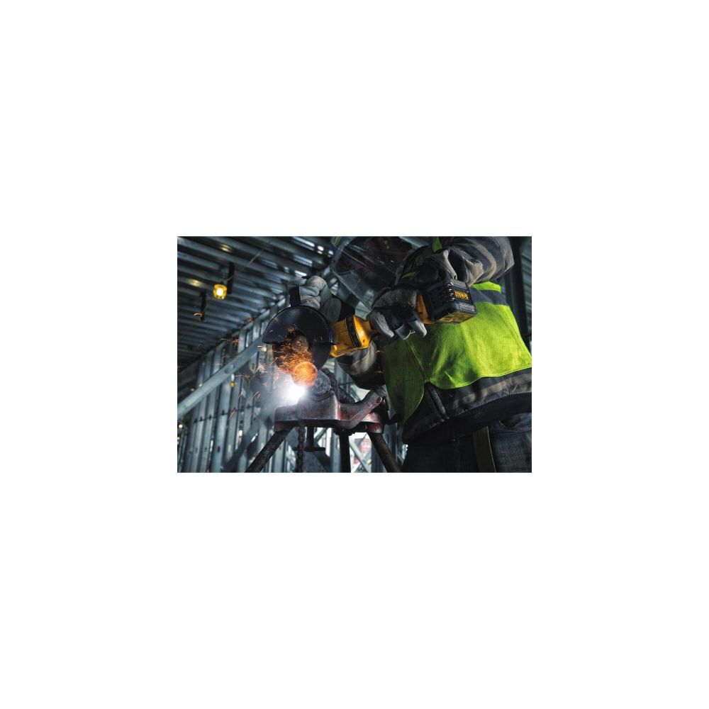 DeWalt DCK231E2 20V MAX BRUSHLESS DRILL AND GRIND