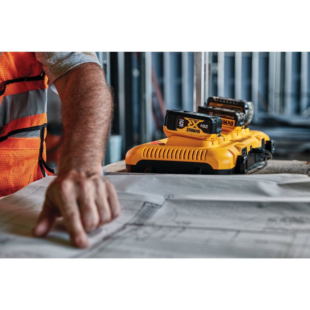 DeWalt DCB205 20V MAX 5AH BATTERY