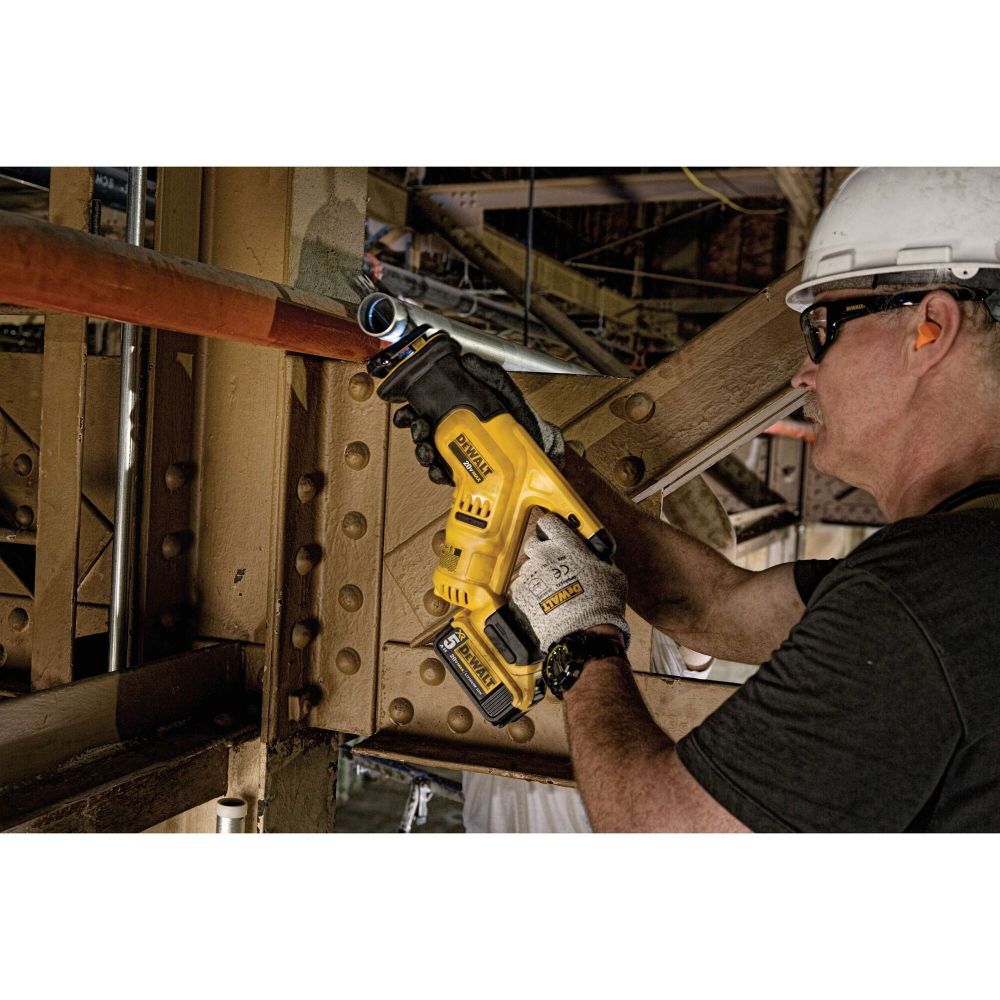 DeWalt DCS387P1 20V MAX COMPACT RECIP SAW
