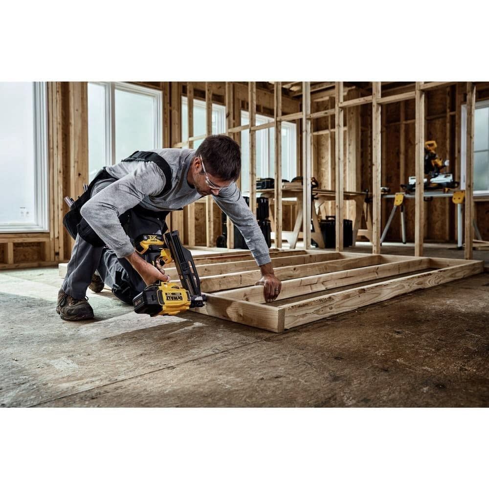 DeWalt DCN680B 20V MAX 18GA BRAD NAILER BARE