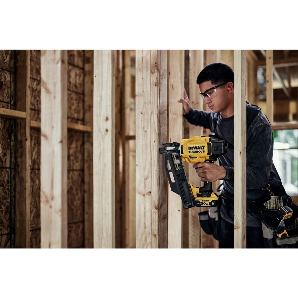 DeWalt DCN680B 20V MAX 18GA BRAD NAILER BARE