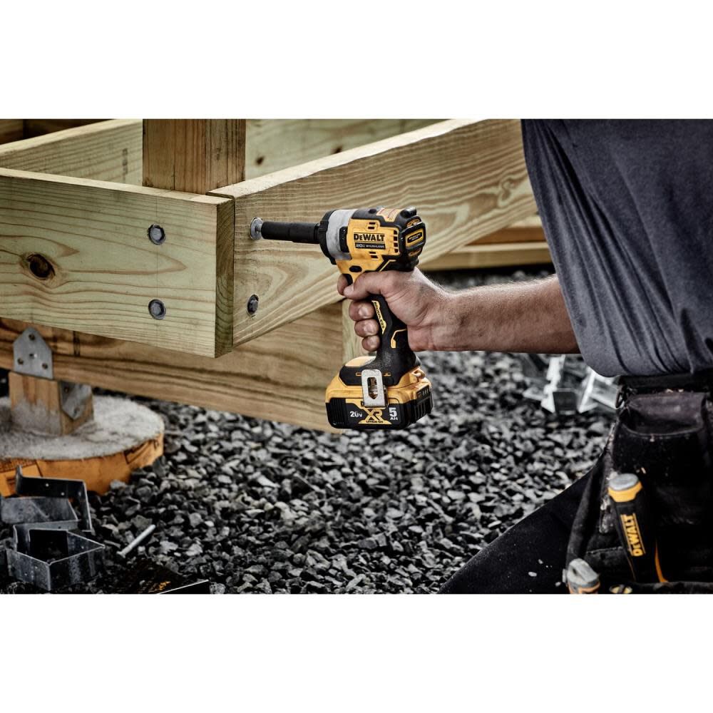 DeWalt DCF911P2 20V 1/2IN CMPCT IMP WRENCH KIT