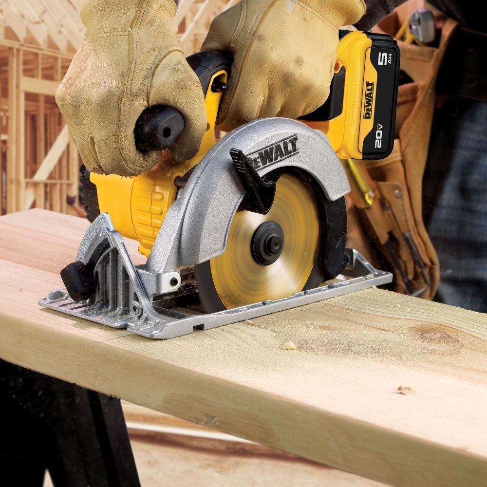 DeWalt DCS391P1 20V MAX 6-1/2IN CIRCULAR SAW KIT(5.0AH)