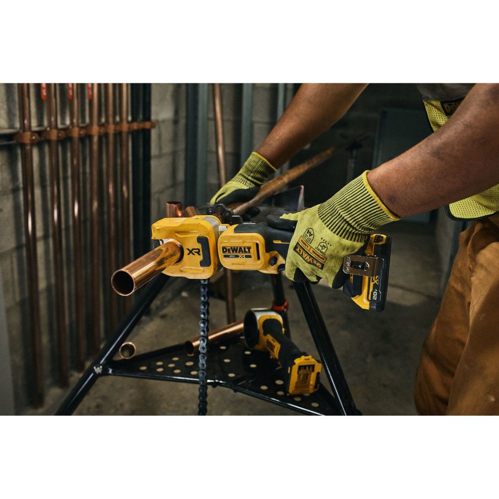 DeWalt DCE154E1 20V MAX XR Copper Cutter Kit