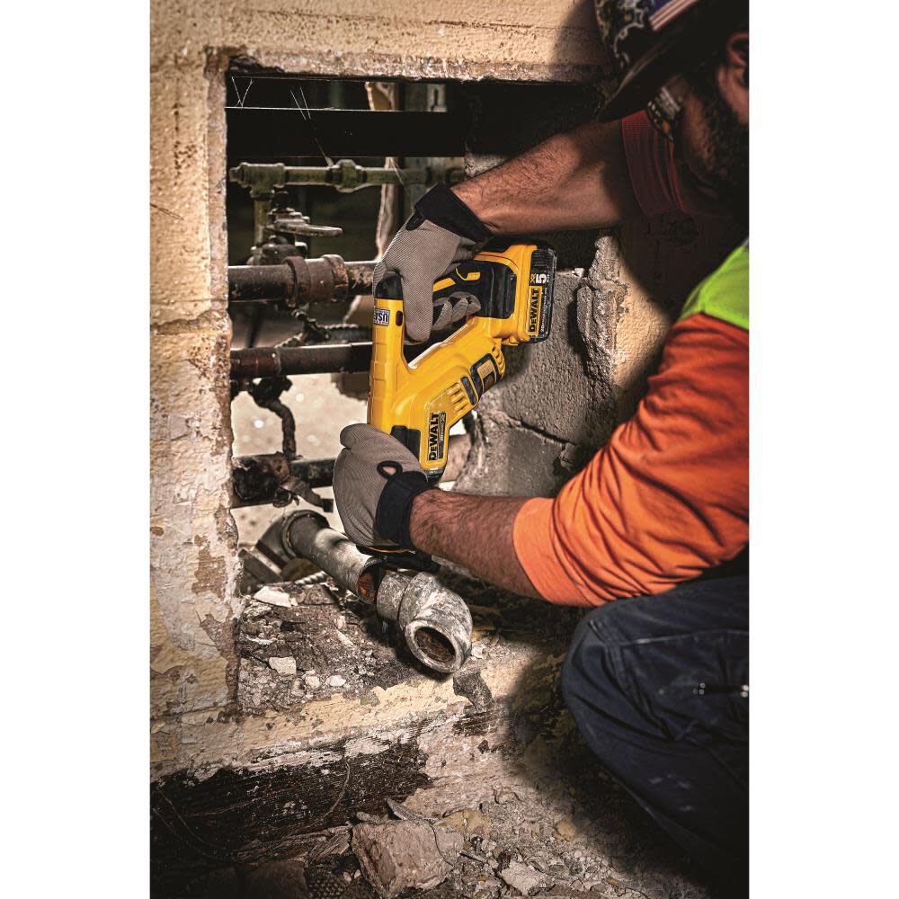 DeWalt DCS367P1 20V MAX BRUSHLESS COMPACT RECIP SAW
