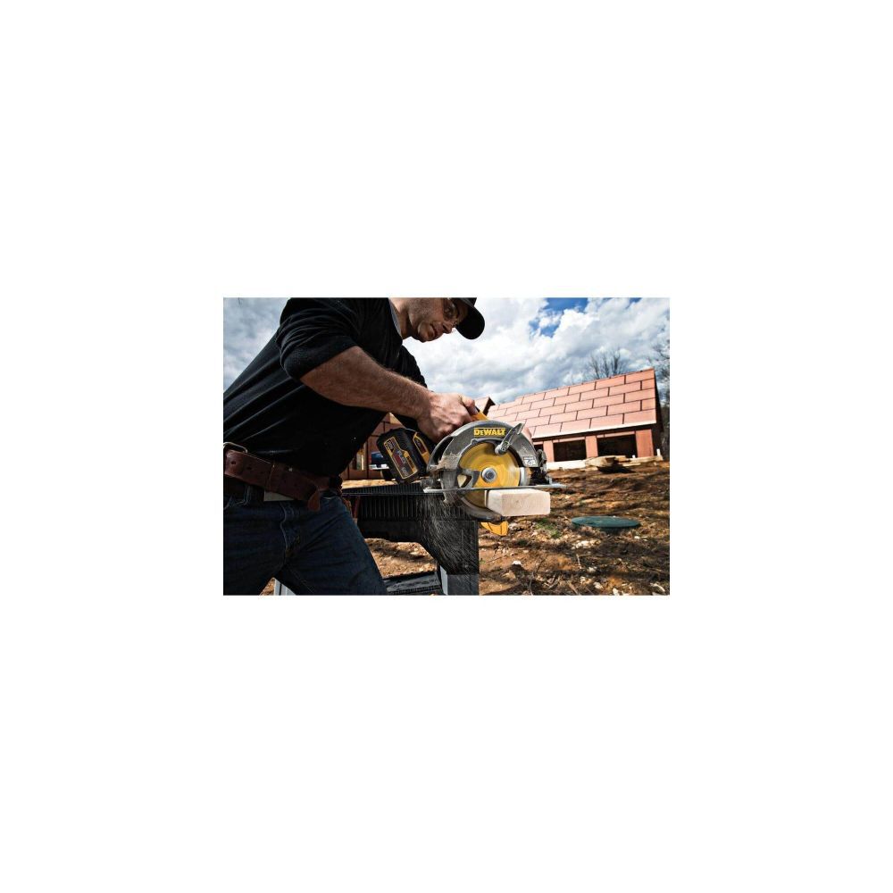 DeWalt DW9153 6-1/2 90T PANEL/VINYL SIDING
