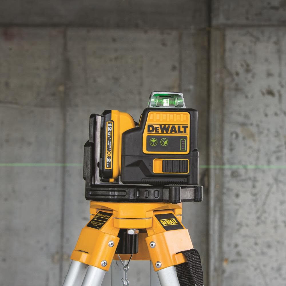 DeWalt DW0811LG DEWALT GREEN 12V 2 X 360 LINE LASER