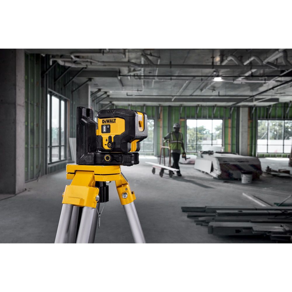 DeWalt DCLE16031GB DEWALT RECHARGEABLE 3 SPOT LASER - LESS