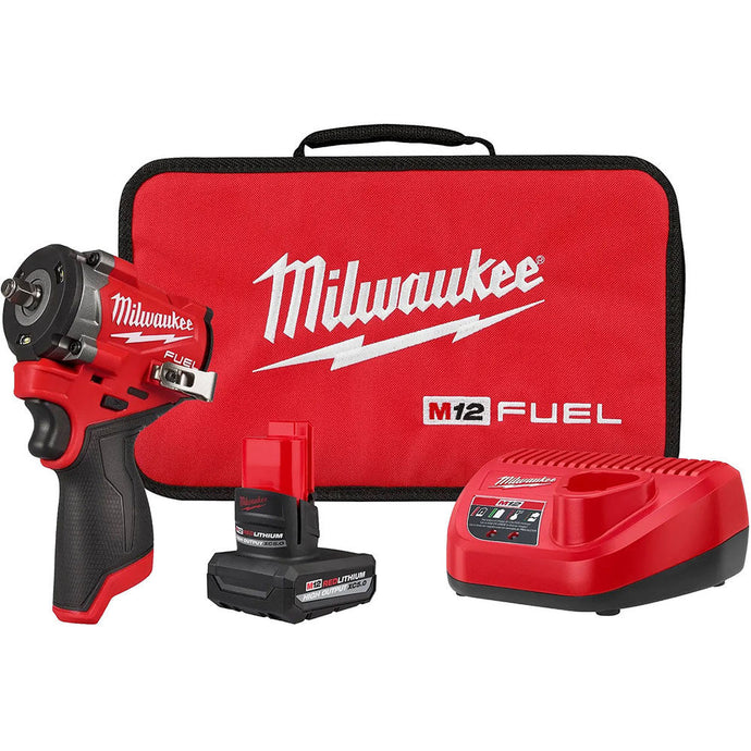 Milwaukee M12 FUEL™ Stubby 3/8" Impact Wrench Kit 2562-21